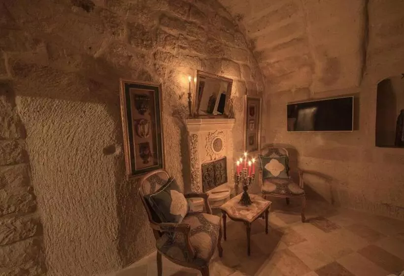 デラックスルーム, Cave Suites Cappadocia, Curio Collection by Hilton