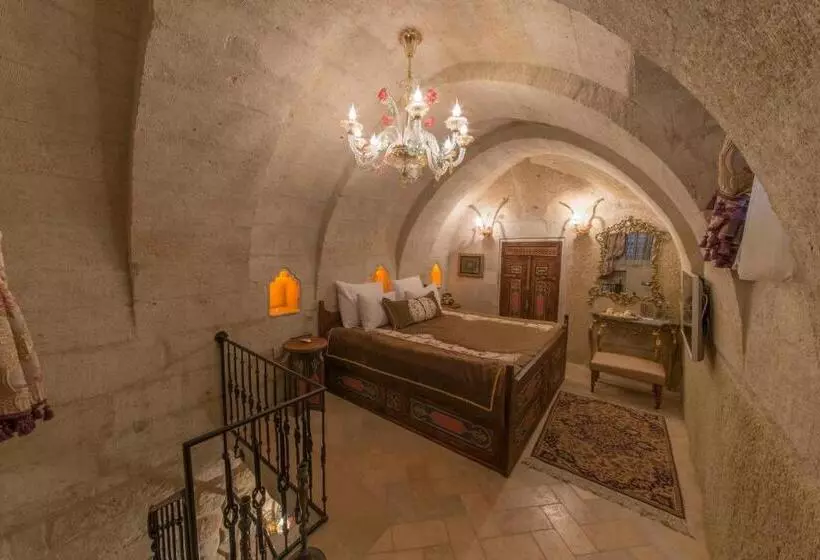 デラックスルーム, Cave Suites Cappadocia, Curio Collection by Hilton