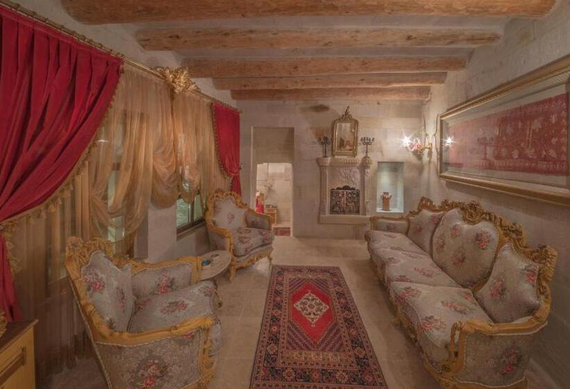 سوییت جونیور, Elika Cave Suites & Spa