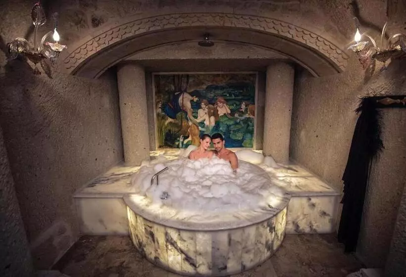 スイート, Cave Suites Cappadocia, Curio Collection by Hilton