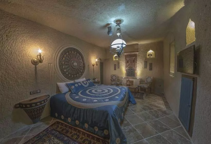 デラックスルーム, Cave Suites Cappadocia, Curio Collection by Hilton