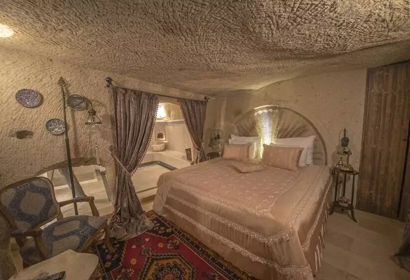 デラックスルーム, Cave Suites Cappadocia, Curio Collection by Hilton
