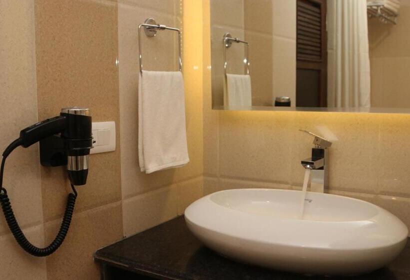 اتاق لوکس, Harmika