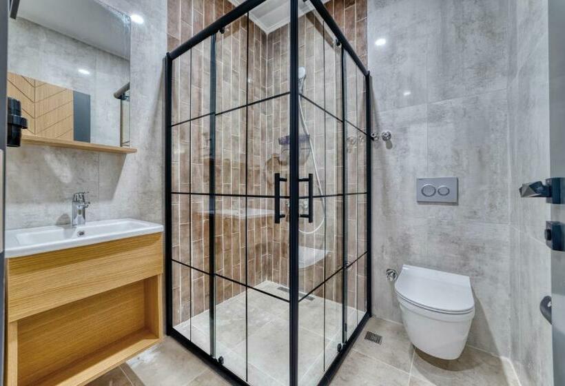 스탠다드 발코니 룸, Hildegard