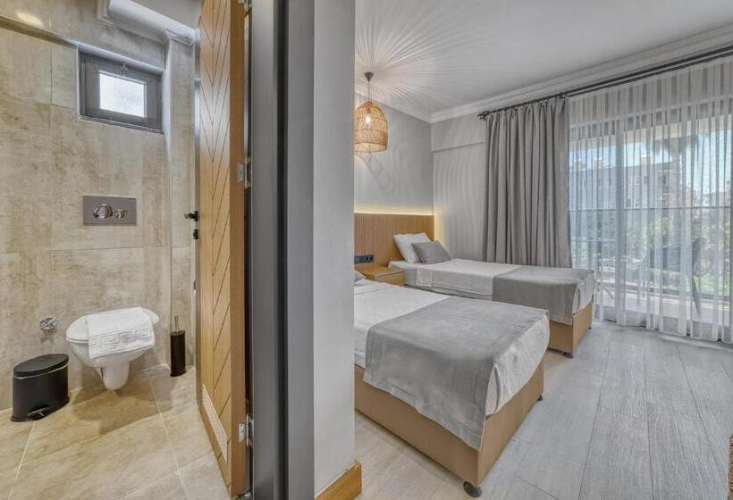 클래식 싱글 룸, Hildegard