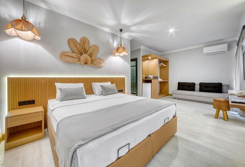 패밀리 룸, Hildegard