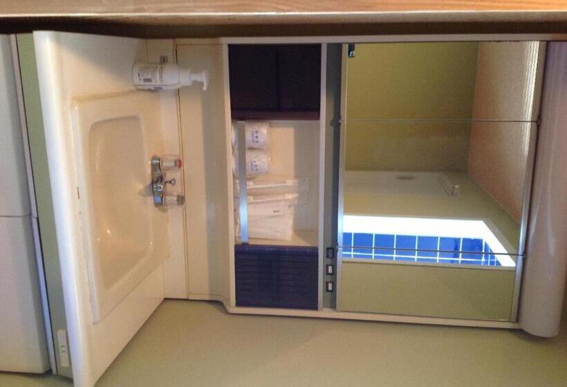 غرفة قياسية مطلة على الجبل, Ibusuki Seaside