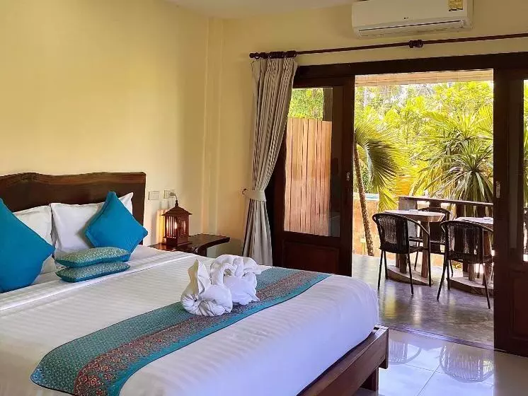 デラックスルーム, Krabi Klong Muang Bay Resort