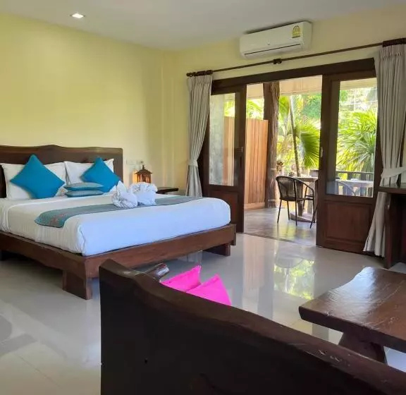 デラックスルーム, Krabi Klong Muang Bay Resort