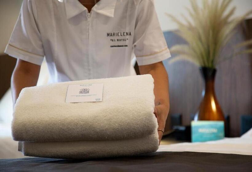 غرفه قياسيه سريرين مزدوجين, Marielena