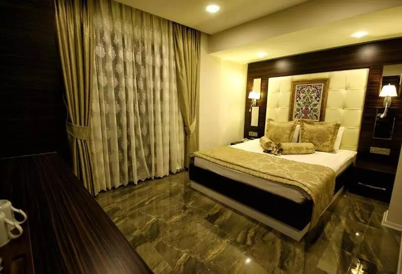 اتاق استاندارد چهار تخته, Venus Suite