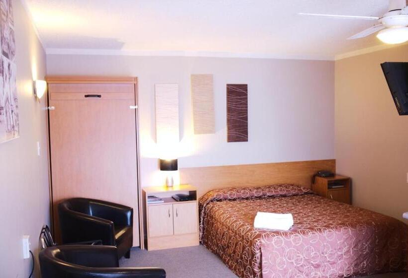 Студия Стандарт, Kiwi Studios Motel