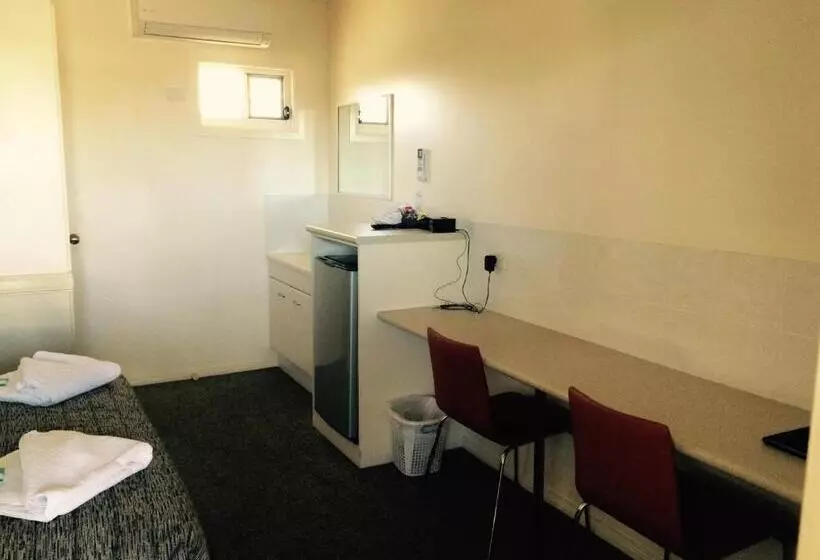 اتاق استاندارد, Park Avenue Hotel Motel