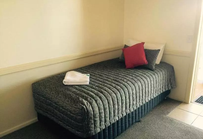 اتاق استاندارد, Park Avenue Hotel Motel