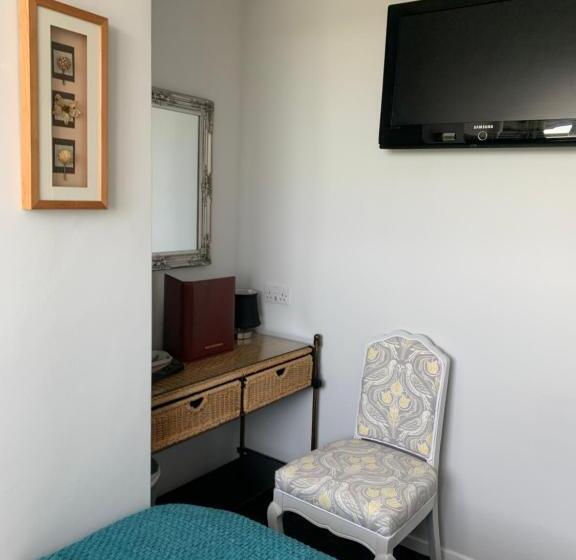 חדר סטנדרט יחיד, Boston Lodge