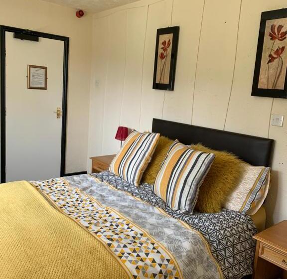 סוויטה משפחתית, Boston Lodge