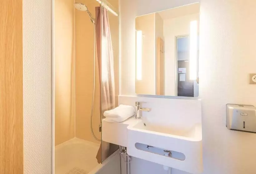 スタンダード４人部屋, B&b Hotel Strasbourg Sud Geispolsheim