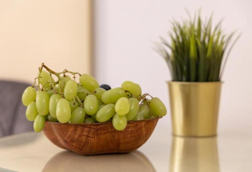 اتاق استاندارد, Sir Royal