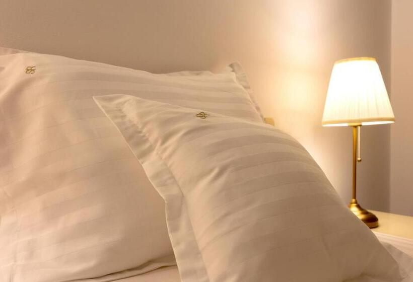 اتاق سوپریور, Sir Royal