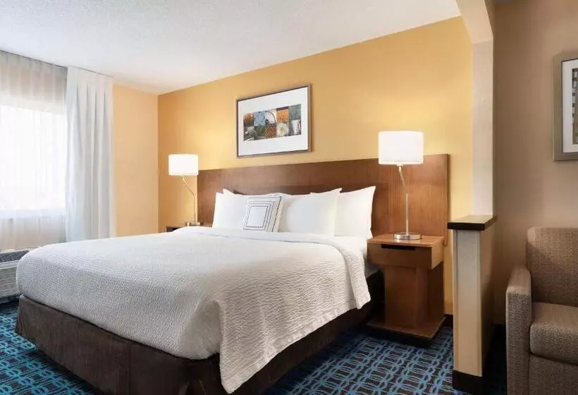 キングサイズベッドのスタンダードルーム, Fairfield Inn By Marriott Deptford