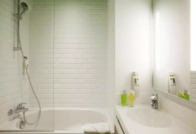 スタンダードルーム, Ibis Styles Paris Buttes Chaumont