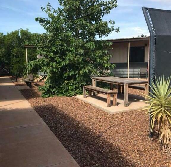Апартаменты 1 Спальня, Karratha Lodge