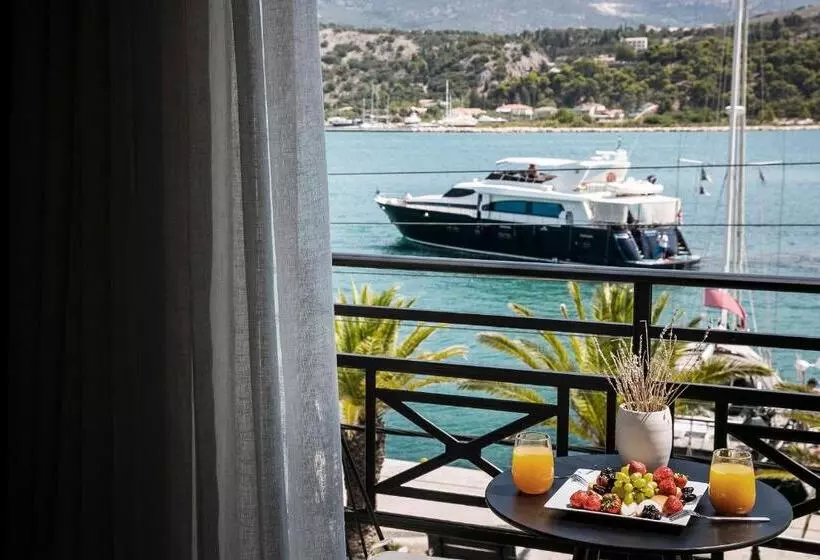オーシャンビュースイート, Kefalonia Grand