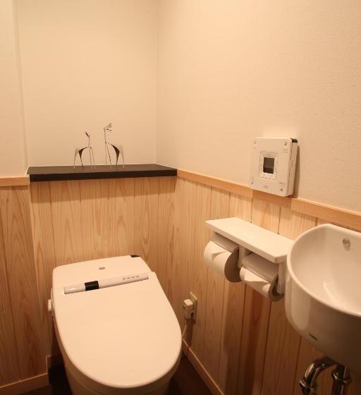 Номер Deluxe, Wakasa Annex