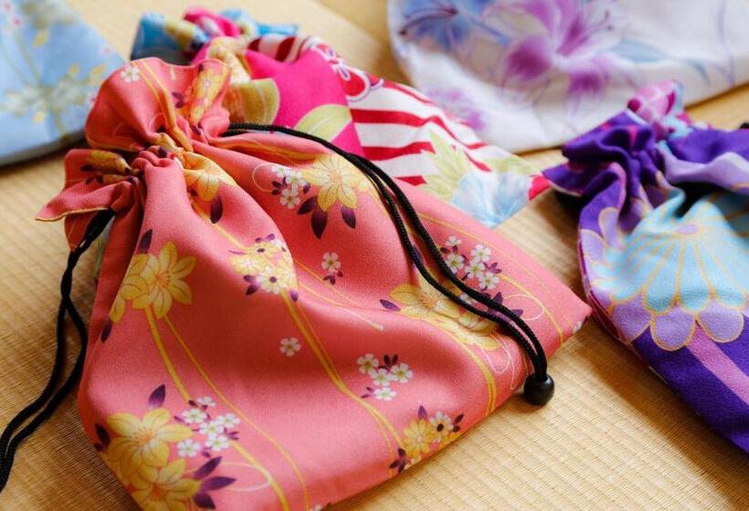 Номер Superior, Wakasa Annex