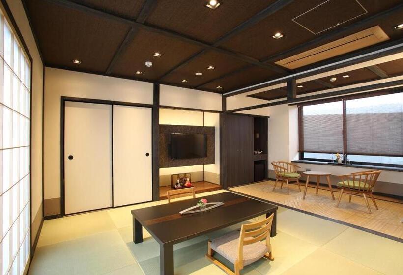 Номер Superior, Wakasa Annex