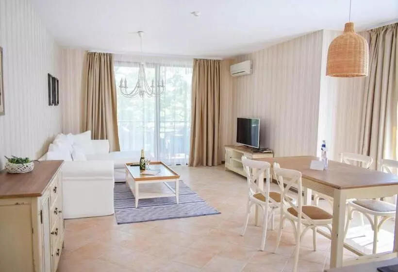 آپارتمان 1 خوابه پریمیوم با بالکن, Oasis Resort Lozenets