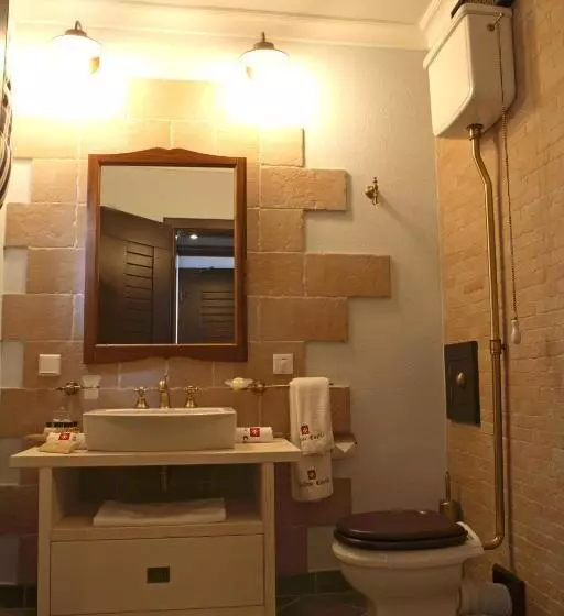 اتاق لوکس با چشم‌انداز دریا, Oasis Resort Lozenets