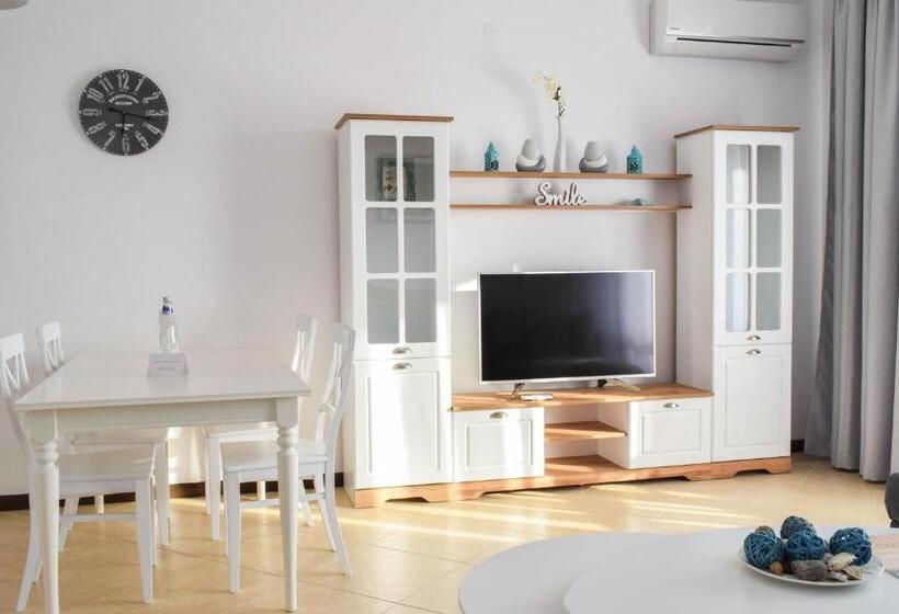 شقة 3 غرف, Oasis Resort Lozenets