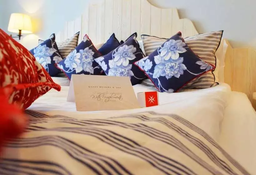 اتاق لوکس با چشم‌انداز دریا, Oasis Resort Lozenets