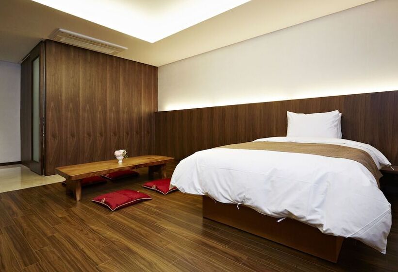 디럭스 룸, Roni Tourist Hotel Jeonju