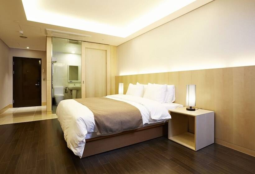 חדר דלוקס, Roni Tourist Hotel Jeonju