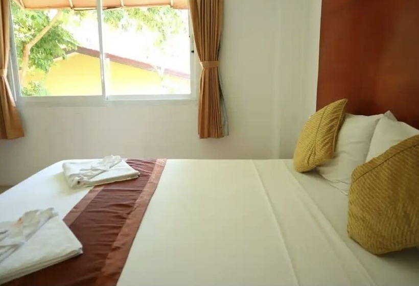 Quarto standard, Sukcheewa Residence Phuket