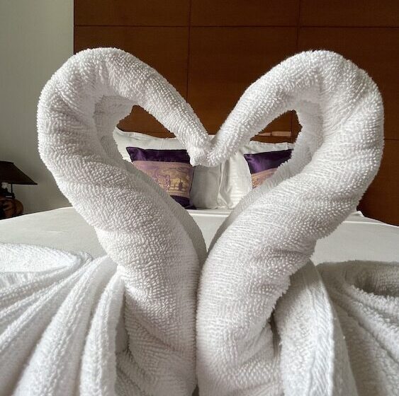 Quarto deluxe, Sukcheewa Residence Phuket