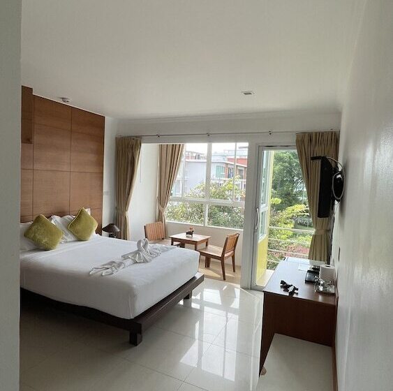 Quarto deluxe, Sukcheewa Residence Phuket