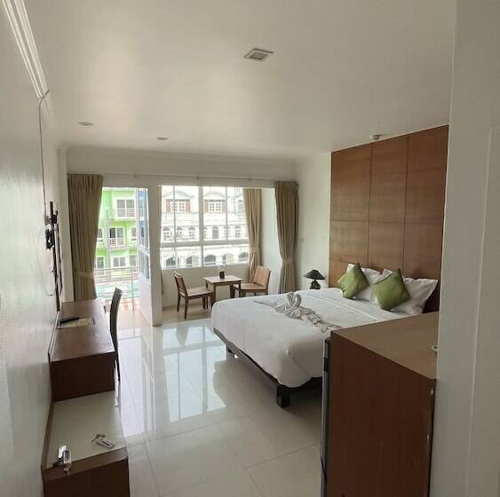 Quarto deluxe, Sukcheewa Residence Phuket