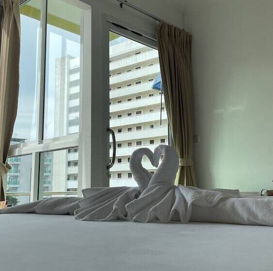 Quarto deluxe, Sukcheewa Residence Phuket