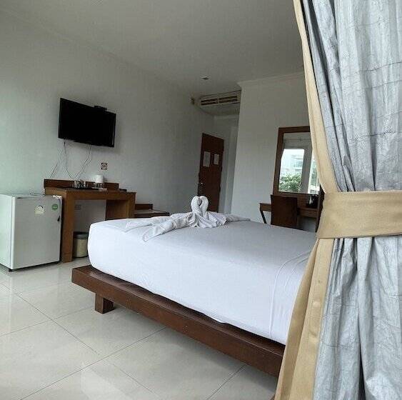 Quarto deluxe, Sukcheewa Residence Phuket