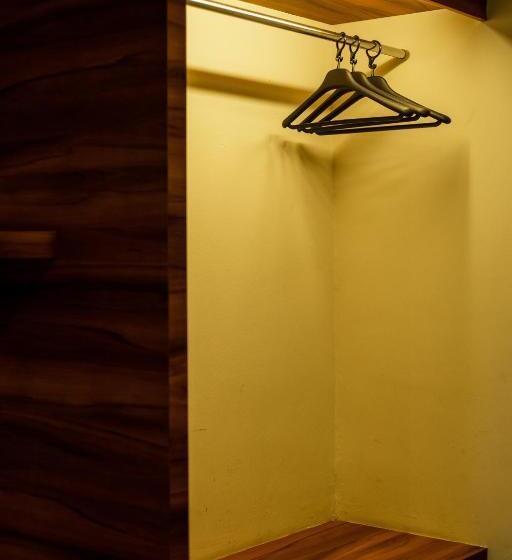 Люкс с Балконом, Waterfront Boutique