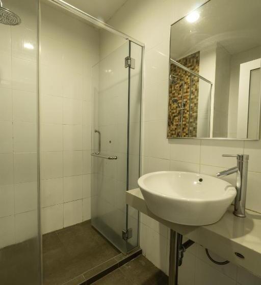 Люкс с Балконом, Waterfront Boutique