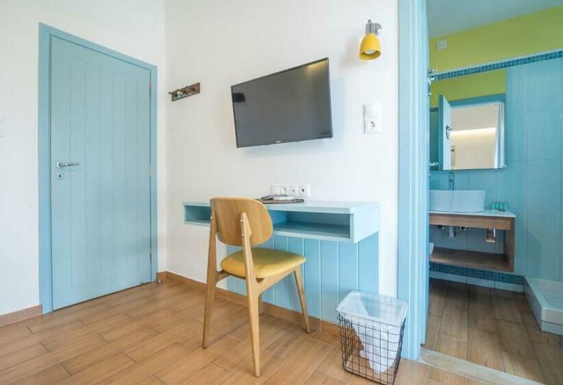 חדר סטנדרט עם מרפסת, Saronis Hotel Agistri   Adults Only