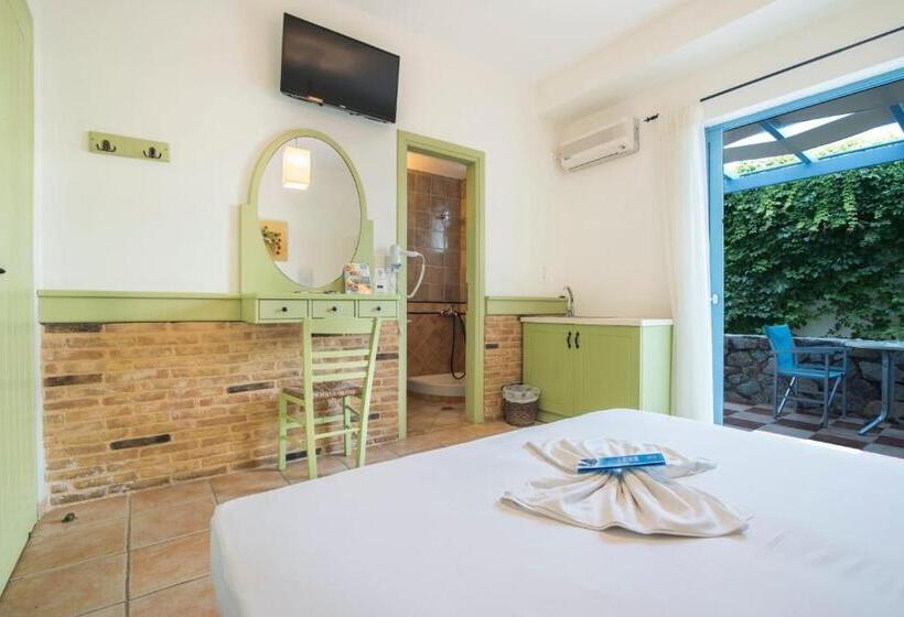 חדר סטנדרט נוף לגינה, Saronis Hotel Agistri   Adults Only