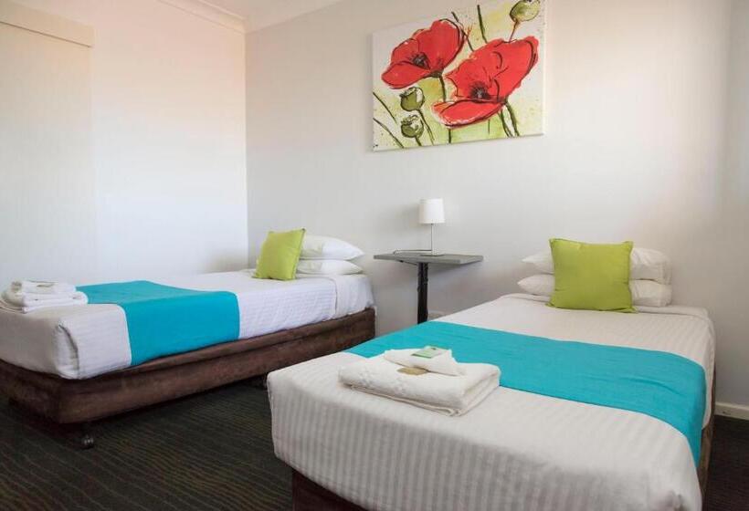 スタンダードルーム, A Line Motel