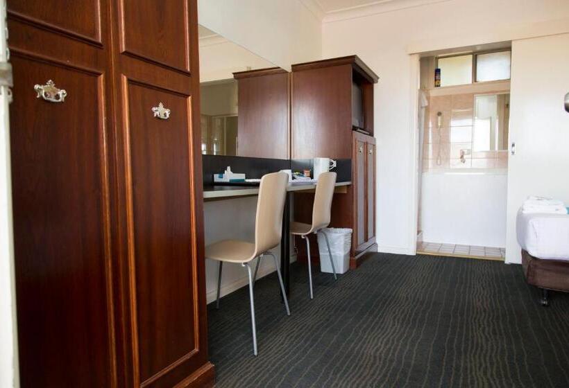 スタンダードルーム, A Line Motel