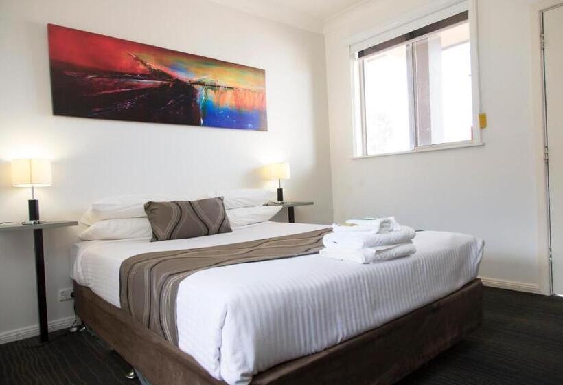 スタンダードルーム, A Line Motel