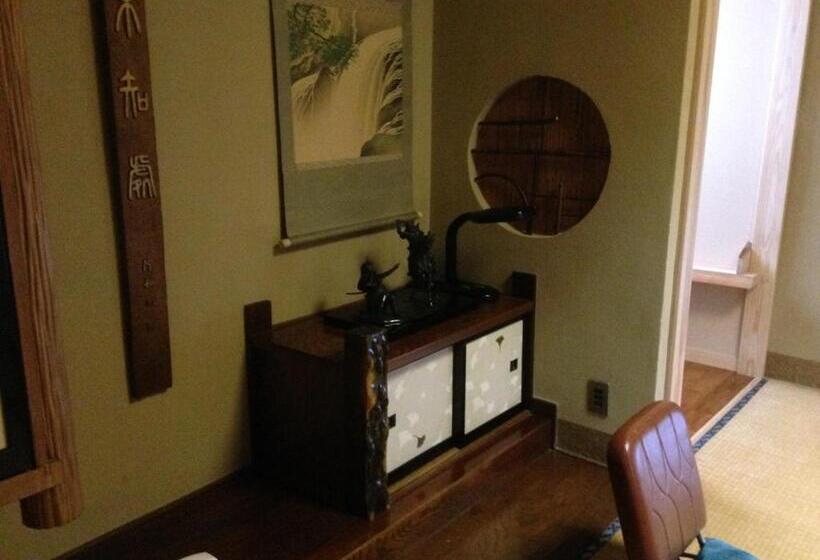 חדר סטנדרט יחיד, Chuokan Shimizuya Ryokan